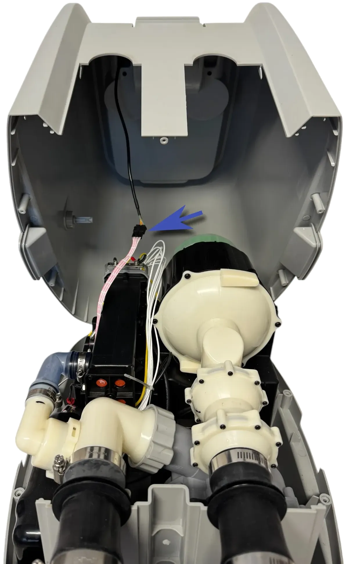 Originale Steckverbindung zwischen Display und Pumpe S200102 lösen